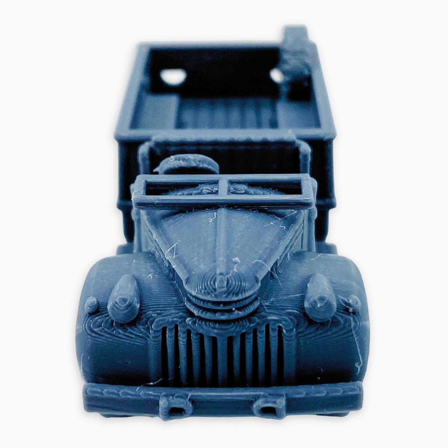 Chevrolet 1533 30 CWT GS (window down)